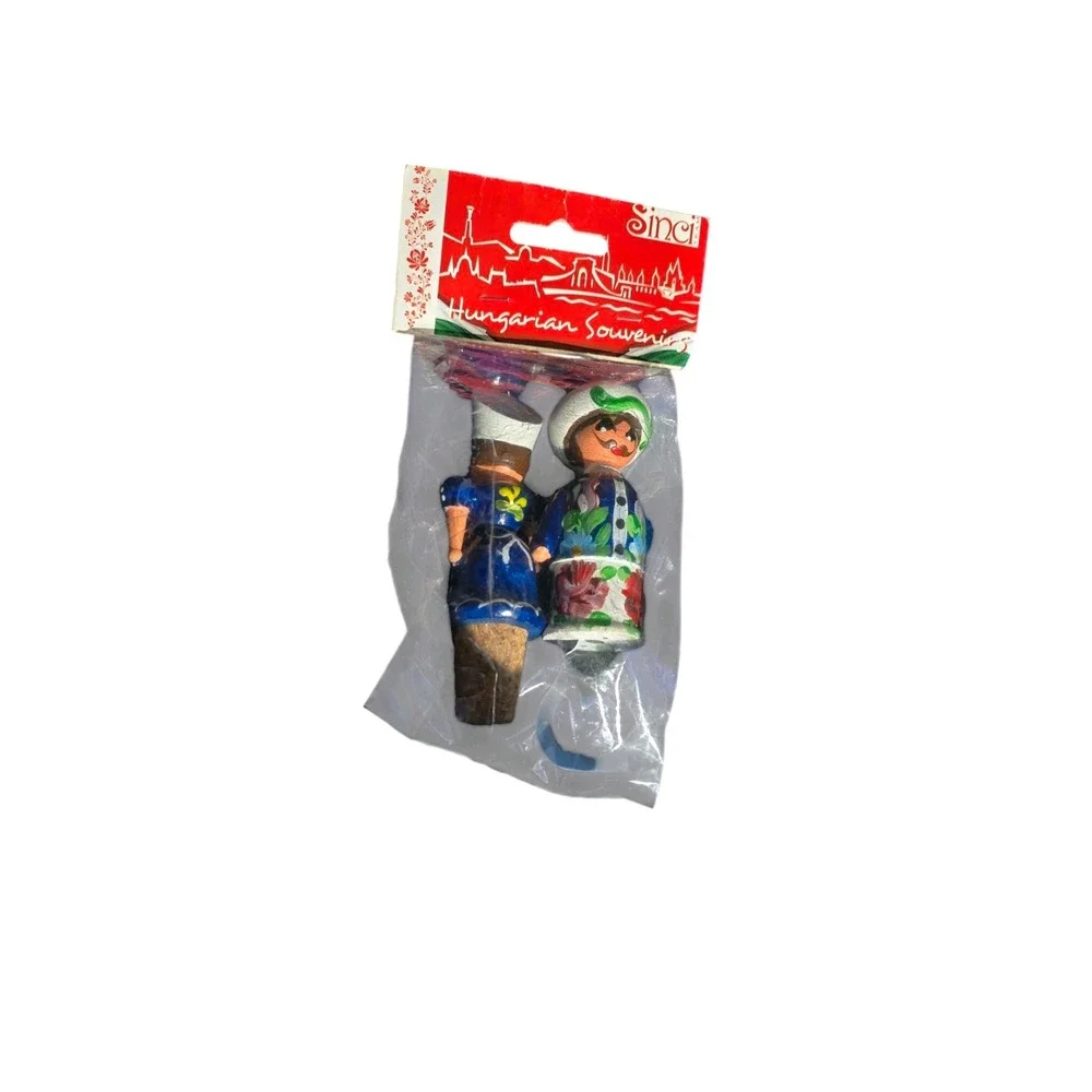 NWT  HUNGARY Girl & Boy‎ WOODEN WINE BOTTLE CORK STOPPER & OPENER Handpainted